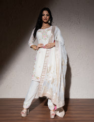 Floral Resham Embroidered Kurta Set