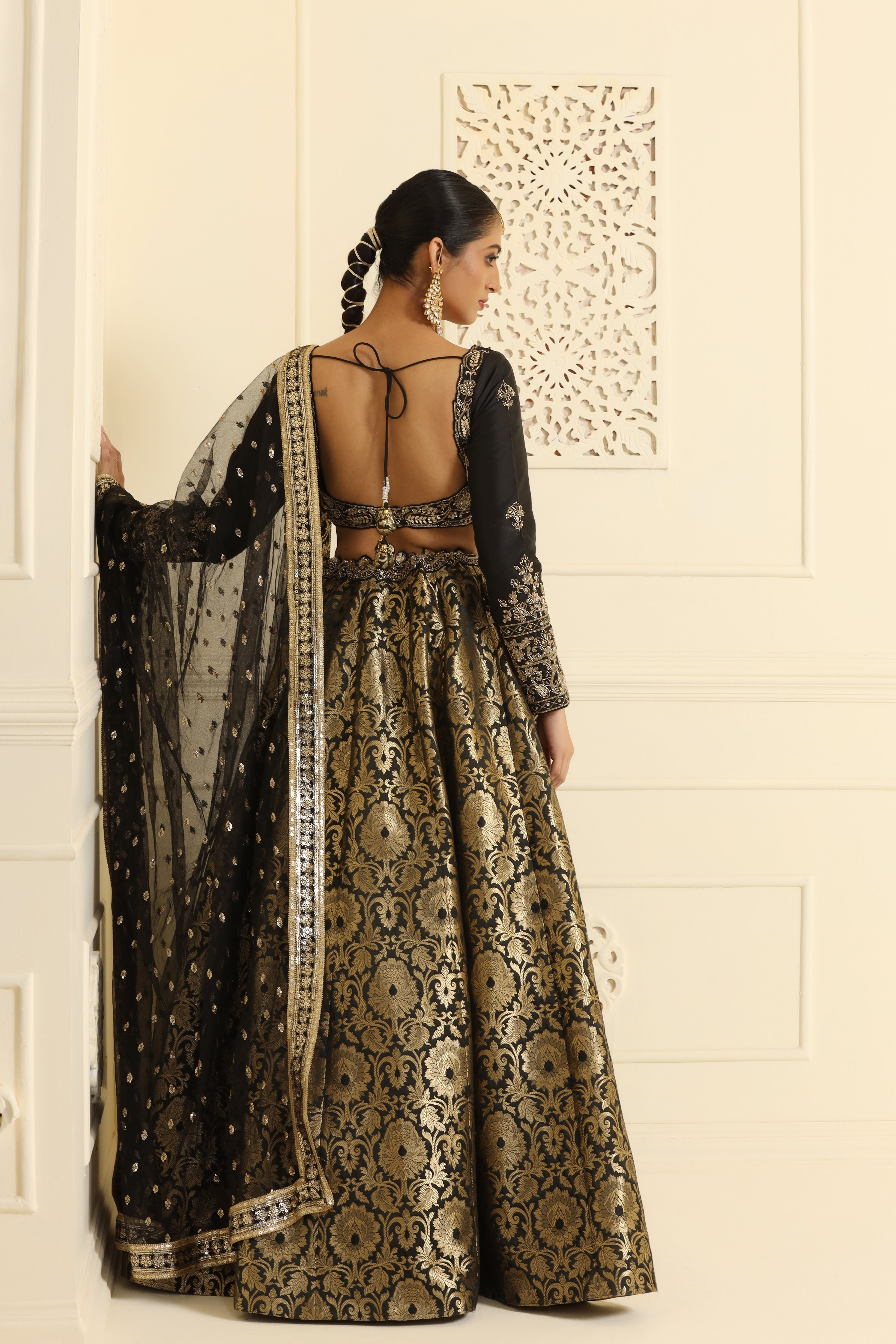 Nakshi sequin, dabka mixed hand crafted choli and banarsi brocade lehenga.